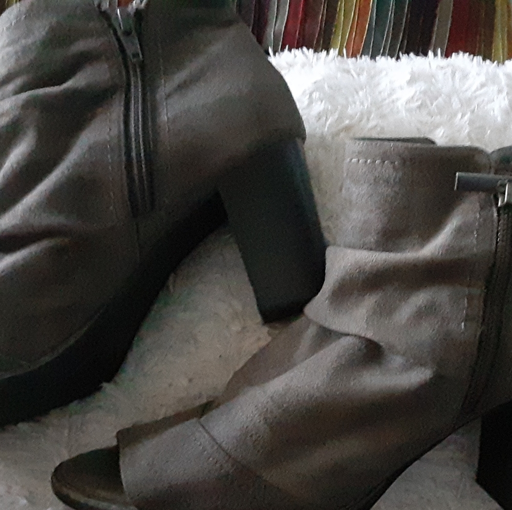 Chic Ankle Boots.